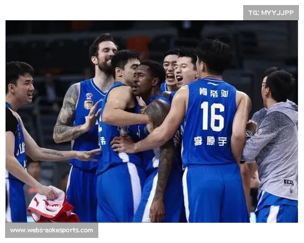 NBA联合学校开展青少年项目，季后赛主题篮球课程普及